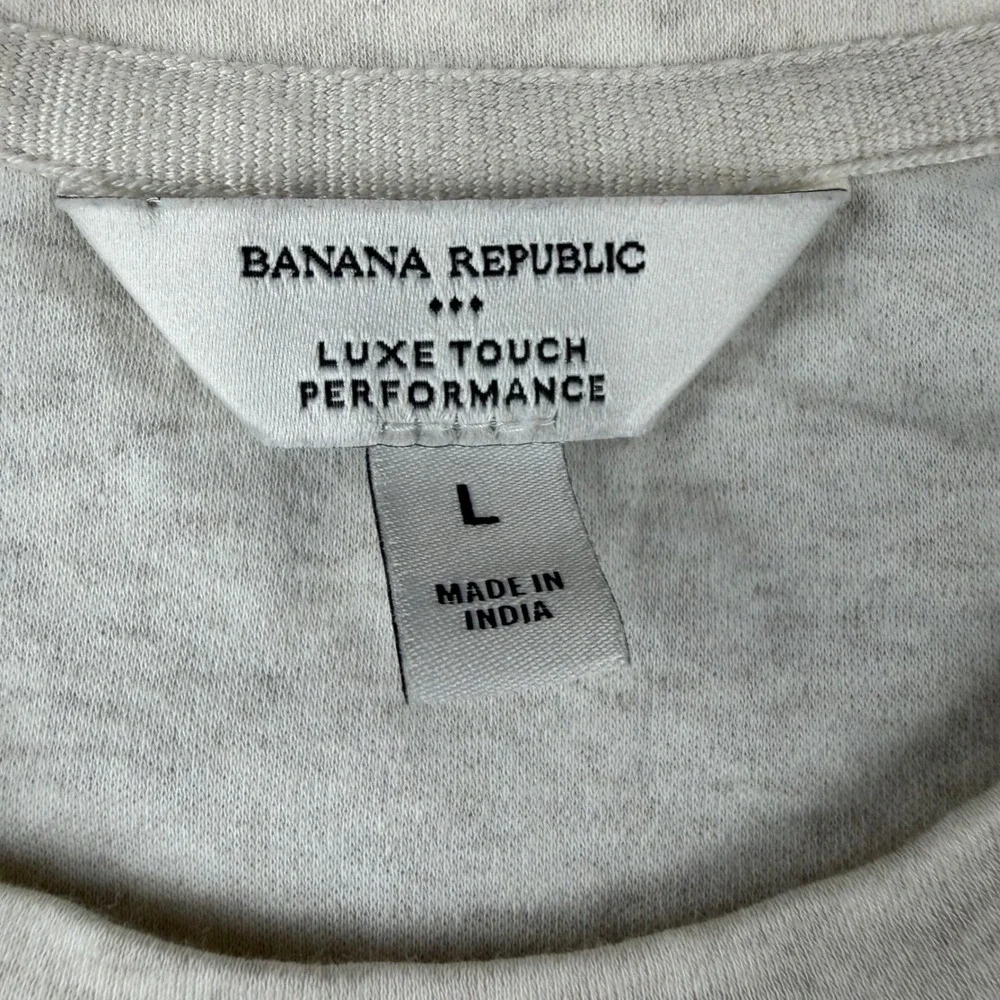 Banana Republic T-Shirt Men's Large Cream Touch Performance Cotton Short Sleeve